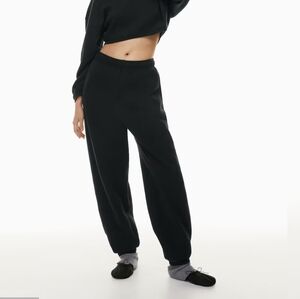 Aritzia tna cozyfleece mega fleece black sweatpants size xs